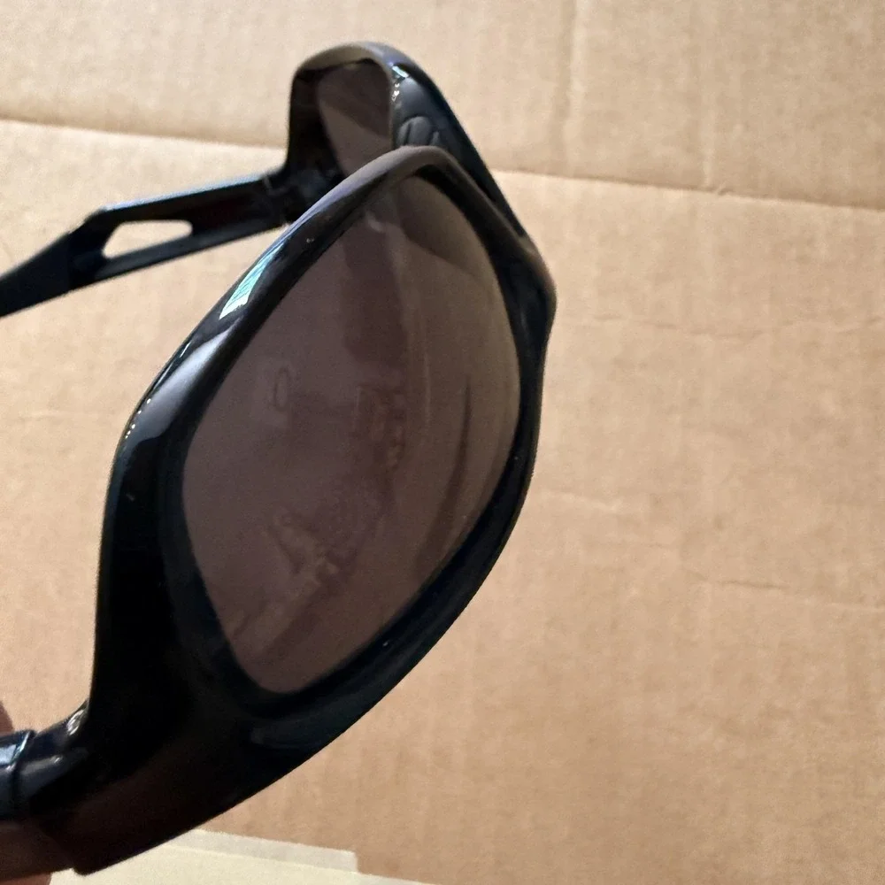 RIVBOS RB0831 Sunglasses Mens 64mm Black Gray Tinted Wrap Plastic Sport